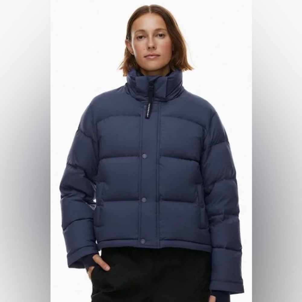 Aritzia Super Puff Shorty Ink Navy